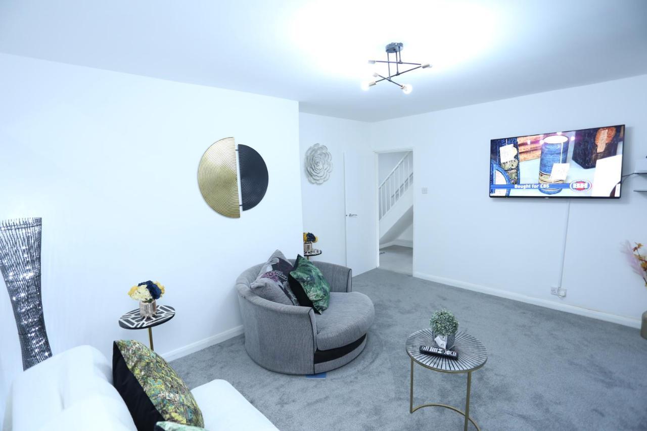Appartamento Abbeywood Station House Londra Esterno foto